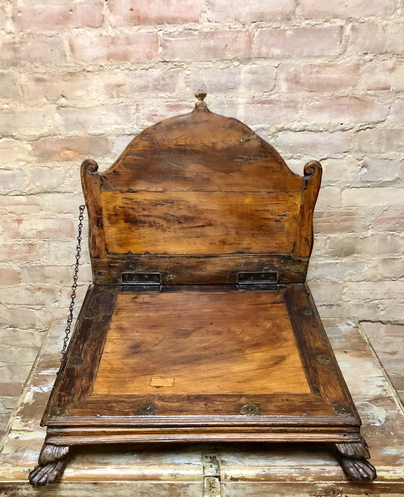 STOOL – VINTAGE ORIGINAL FOLDING BACK