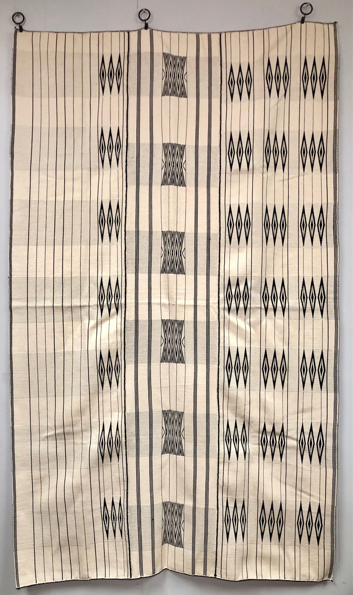 THROW – HAND WOVEN / BACKSTRAP LOOM – FROM NAGALAND COOPERATIVE