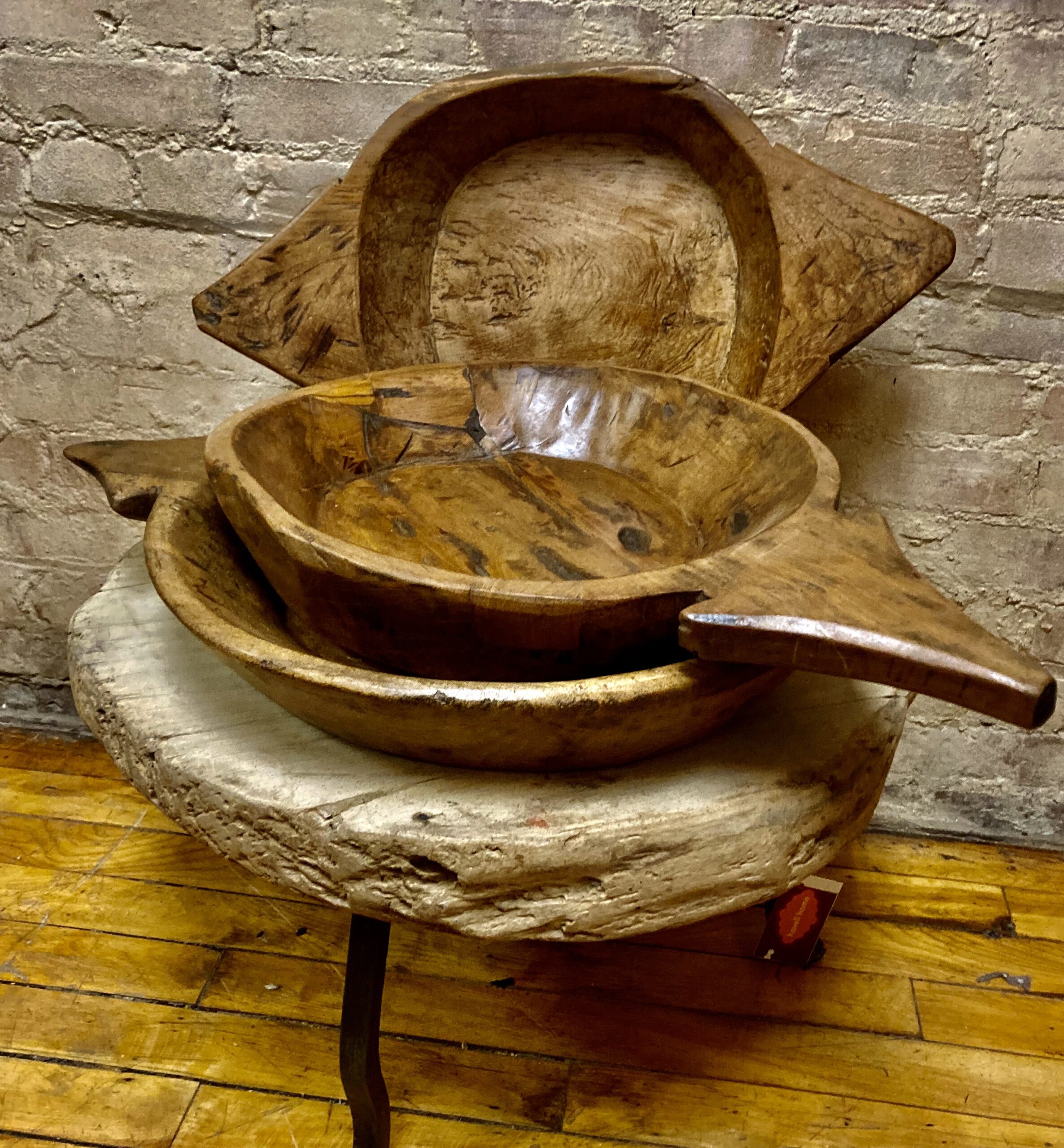 PLATE / BOWL – VINTAGE ORIGINAL – HAND CARVED – LARGE