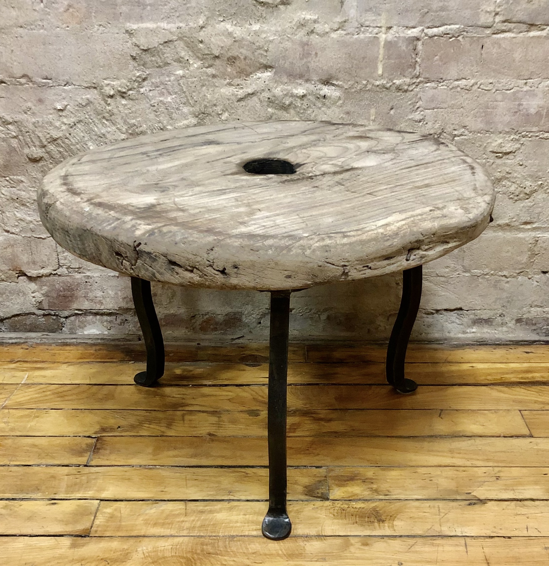 END TABLE / STOOL – VINTAGE COMPONENTS / IRON LEGS