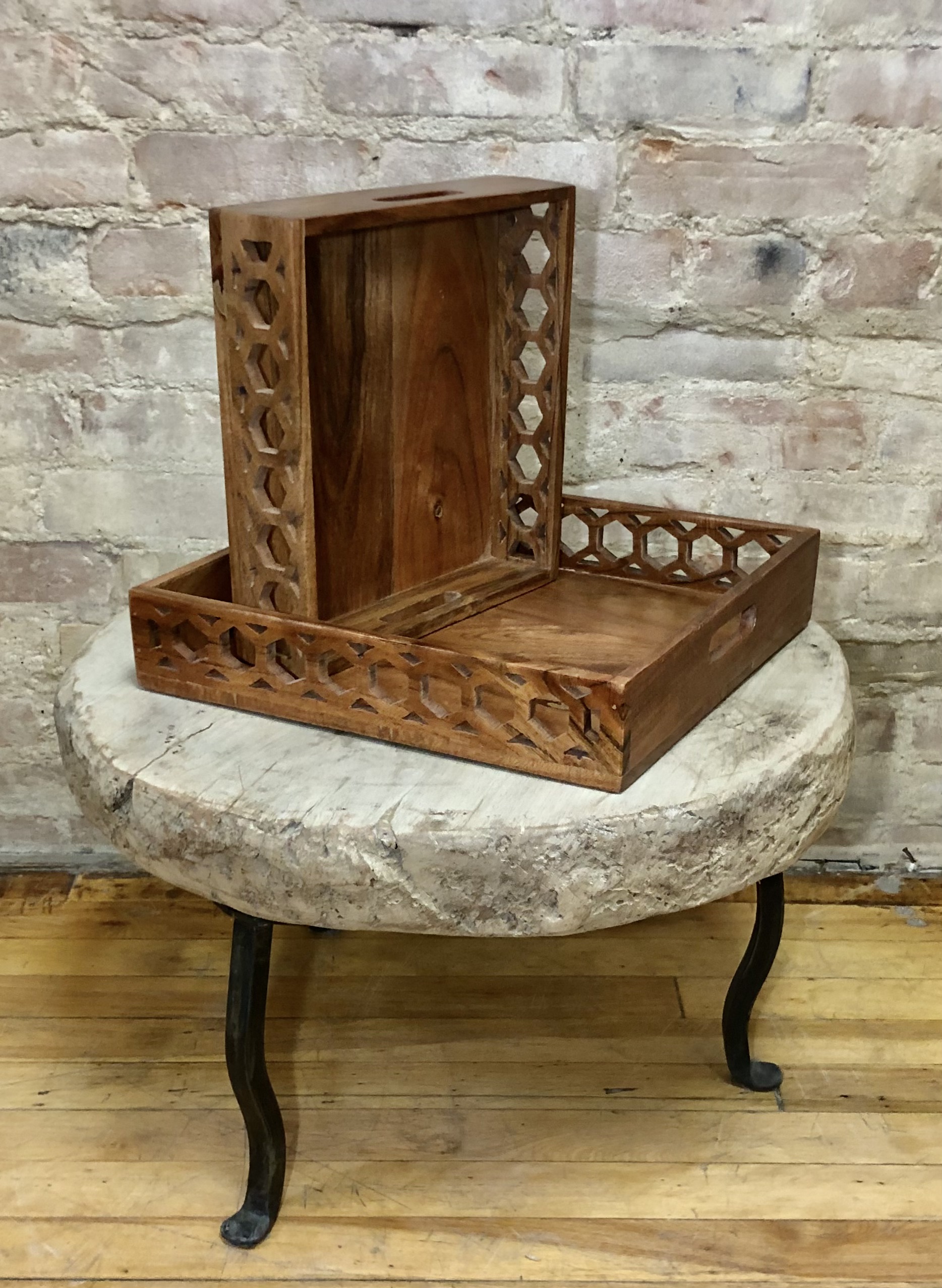 TRAY – WOODEN – SMALL
