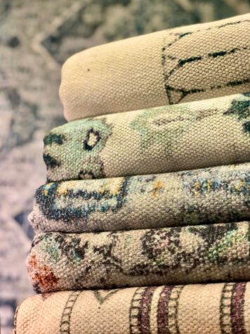 RUG – 100% COTTON DHURRIE – 4′ X 6′