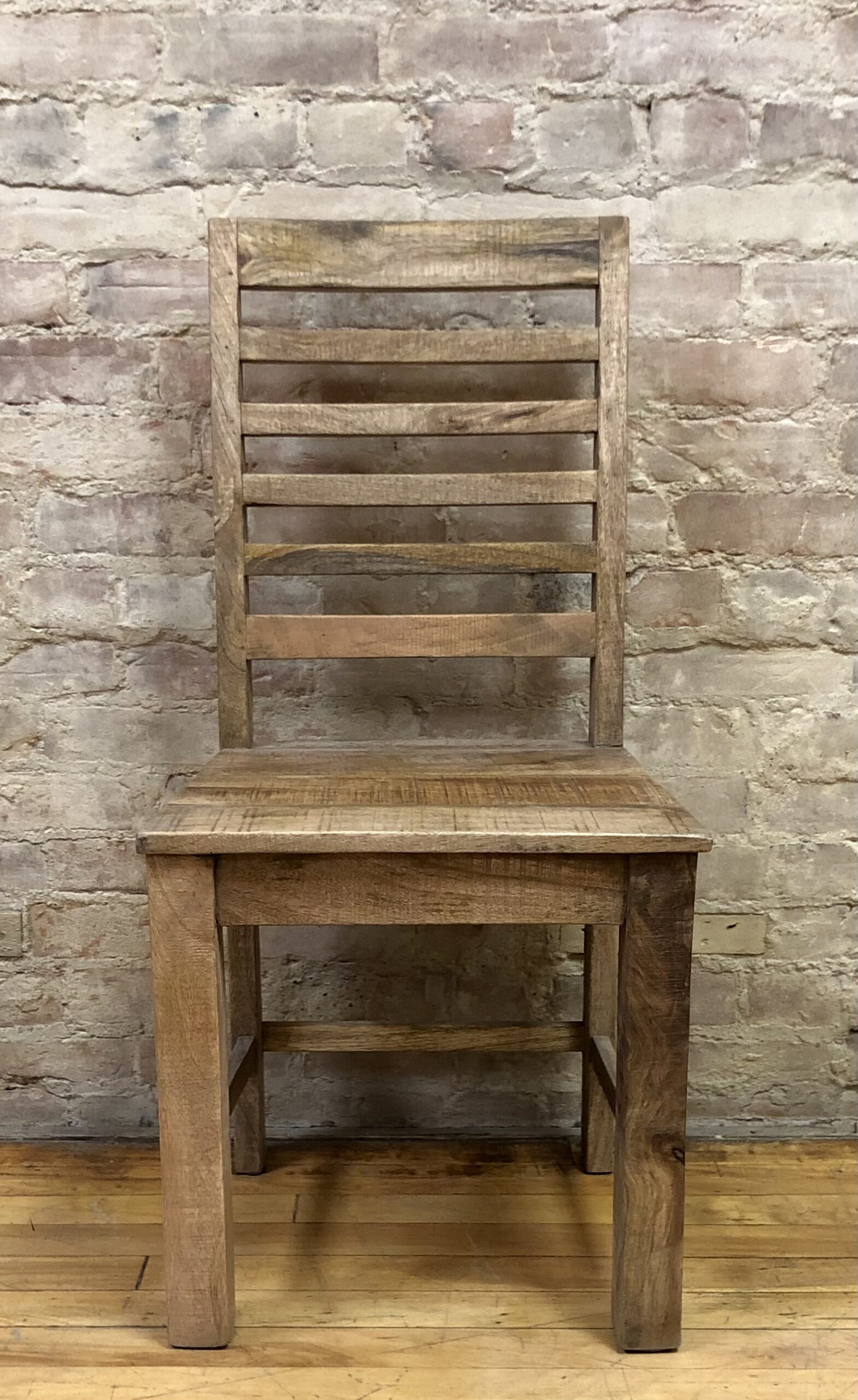 CHAIR – SOLID MANGO