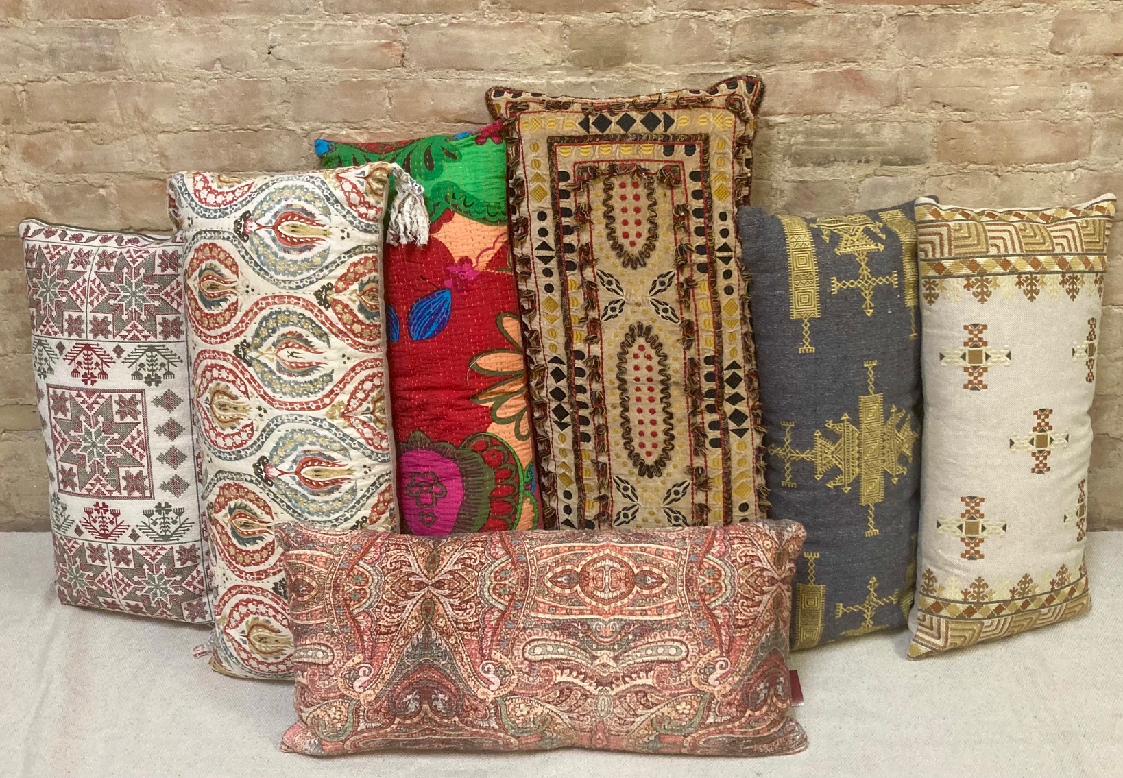 PILLOWS – BOLSTER – PRINTED /  EMBROIDERED