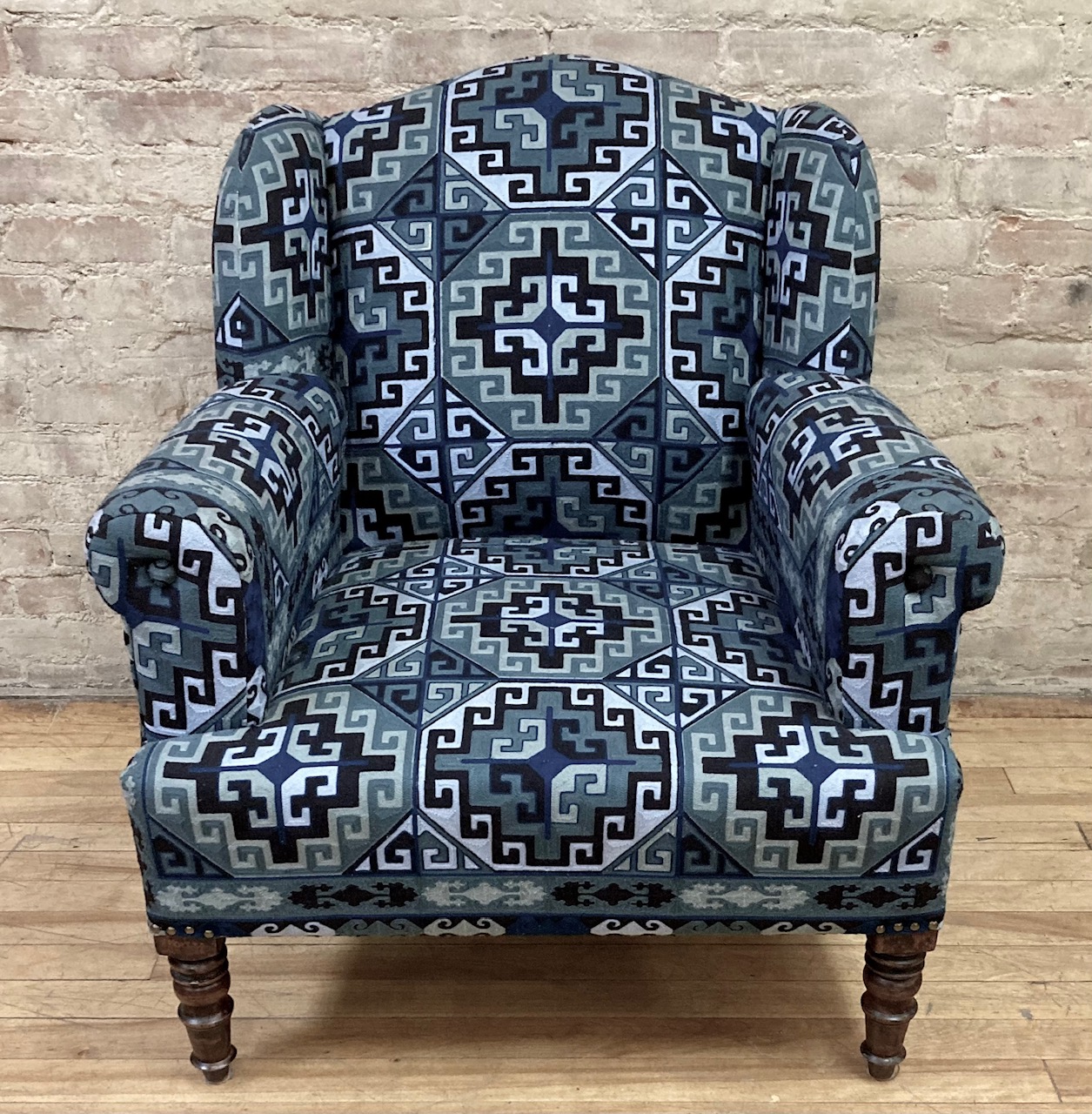 CHAIR – EMBROIDERED GEOMETRIC PATTERN