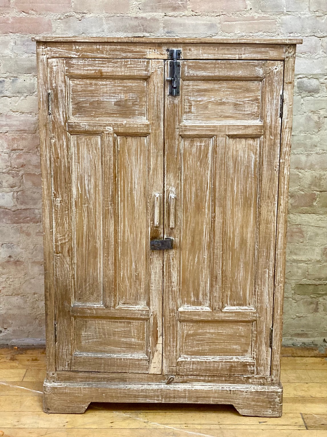 CABINET – VINTAGE ORIGINAL – TWO DOORS