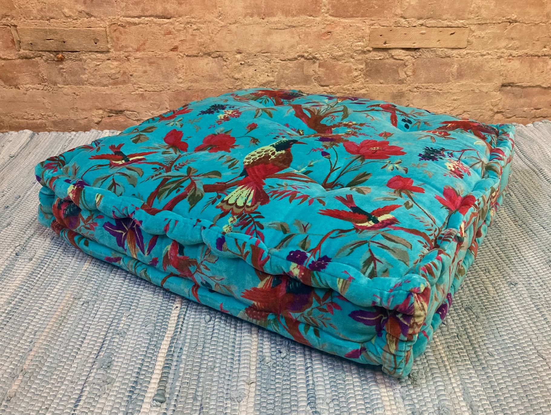 FLOOR CUSHION – VELVET – EXOTIC BIRD PRINT