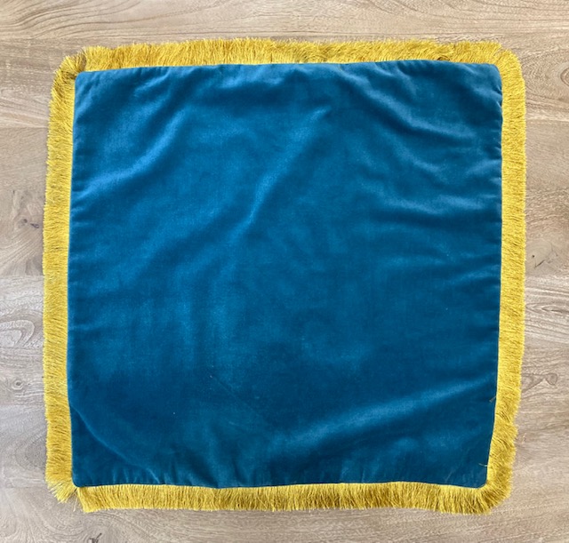 PILLOW – VELVET WITH FRINGE – 20″