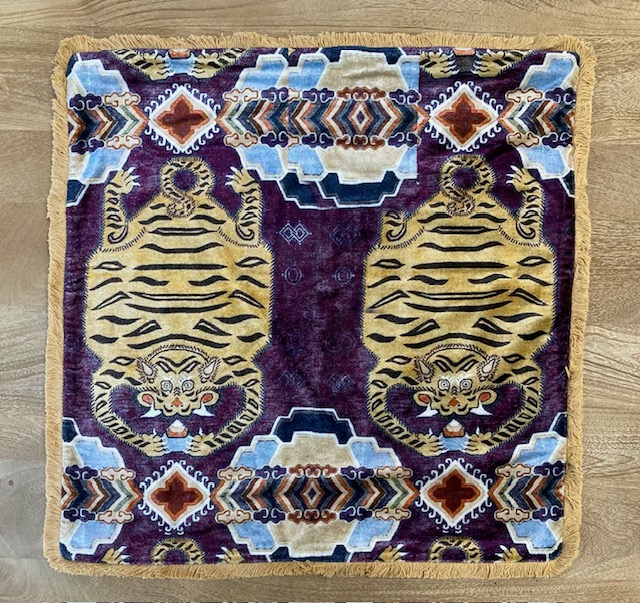 PILLOW – VELVET – TIGER PRINT – 20″
