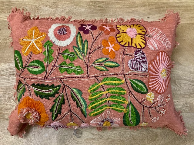 PILLOW – COTTON – HAND EMBROIDERED
