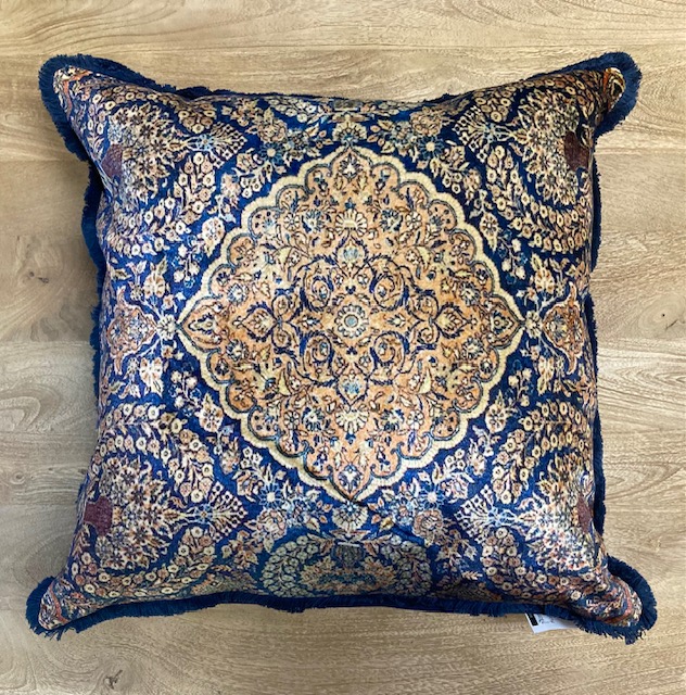 PILLOW – VELVET – MEDALLION PRINT – 20″