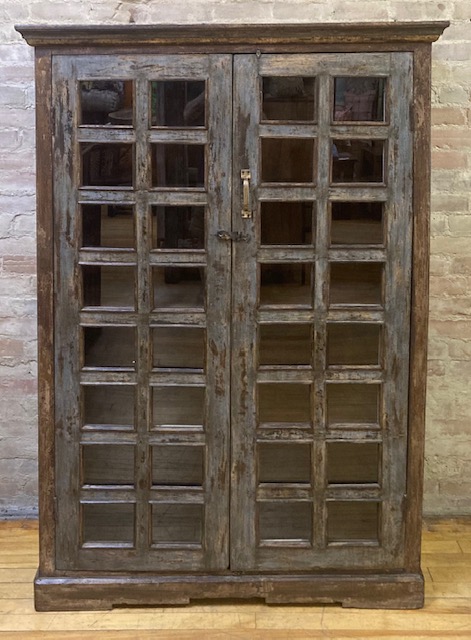 CABINET – VINTAGE – MULTI GLASS PANES