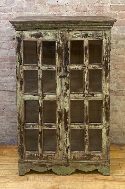 CABINET – VINTAGE  –  MULTI GLASS PANES