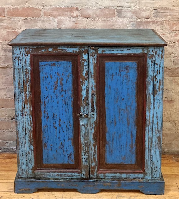 SIDE BOARD – VINTAGE – DIVIDERS INSIDE