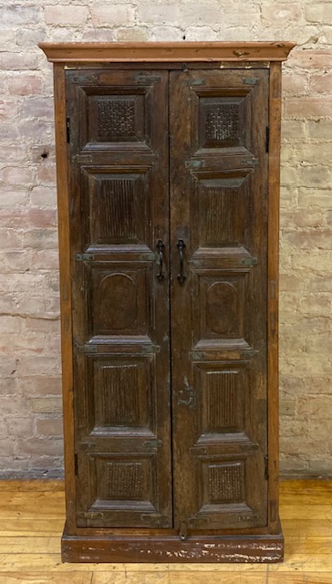 CABINET -PANEL CARVED  DETAIL