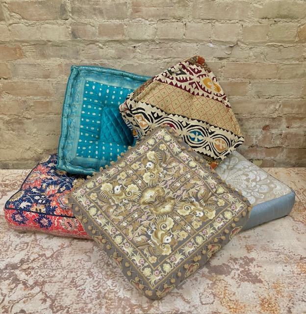 CUSHIONS – SQUARE  BOX SHAPE